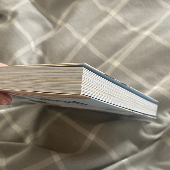 Hot for Food All Day Vegan Cookbook by Lauren Toyota - Picture 4 of 5